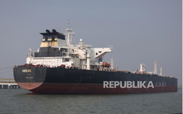 Dikawal Amerika, dua kapal tanker tetap tak lolos dari serangan Iran